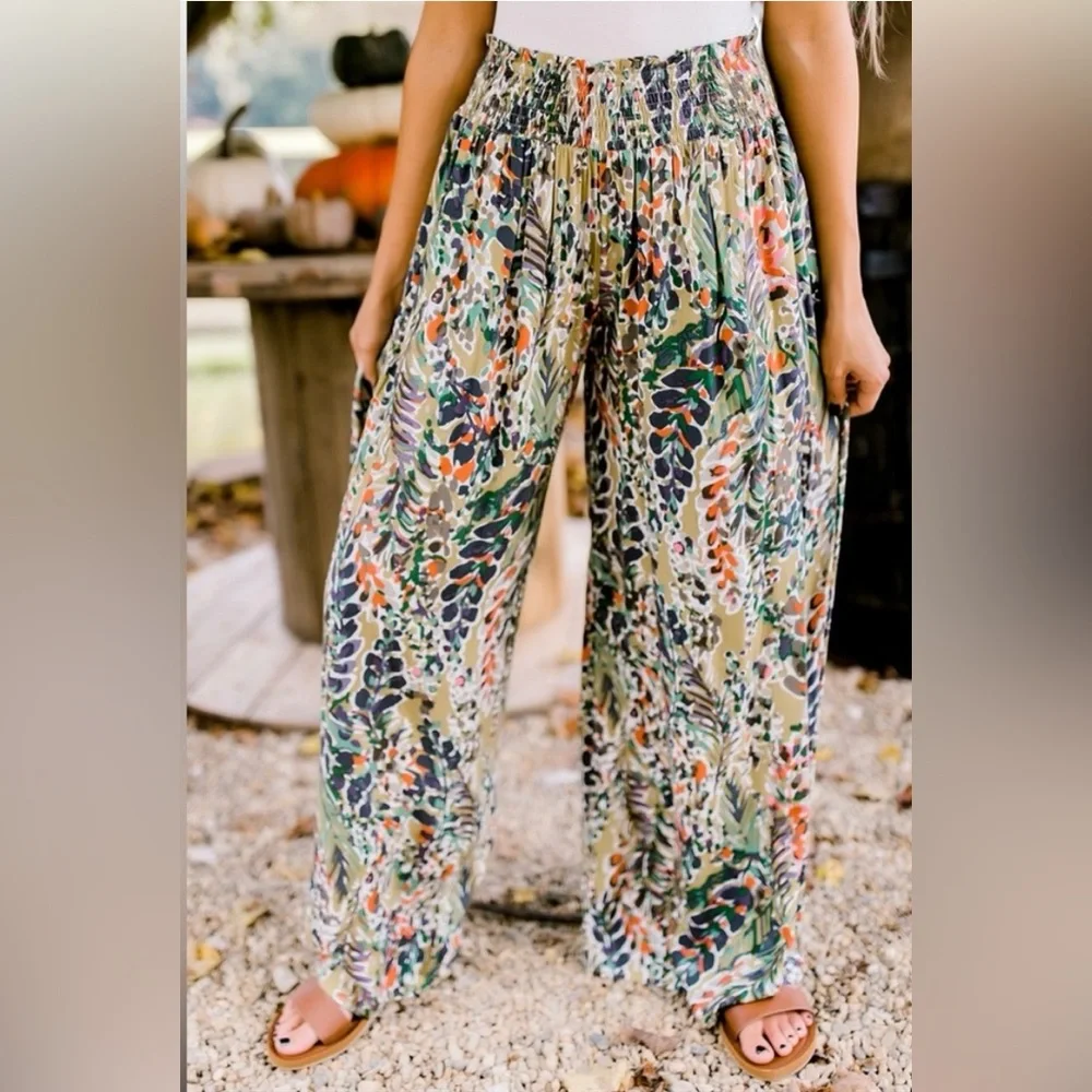 NWOT Multicolor Abstract Print Shirred
High Waist Wide Leg Pants - Picture 1 of 7